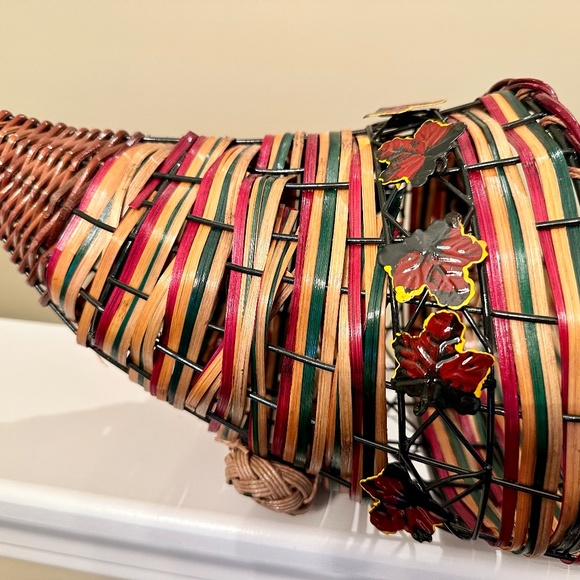 Basket - Picture 3 of 3